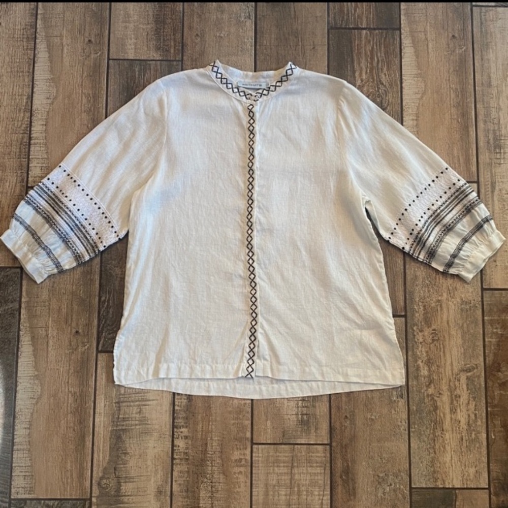 Estimate White Linen Embroidered Women's Top